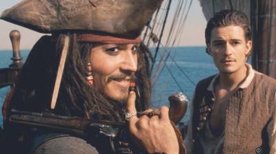 Piratas do Caribe: A Maldição do Pérola Negra (2003) I @allyly