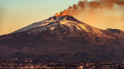 El volcán Etna vuelve a entrar en erupción